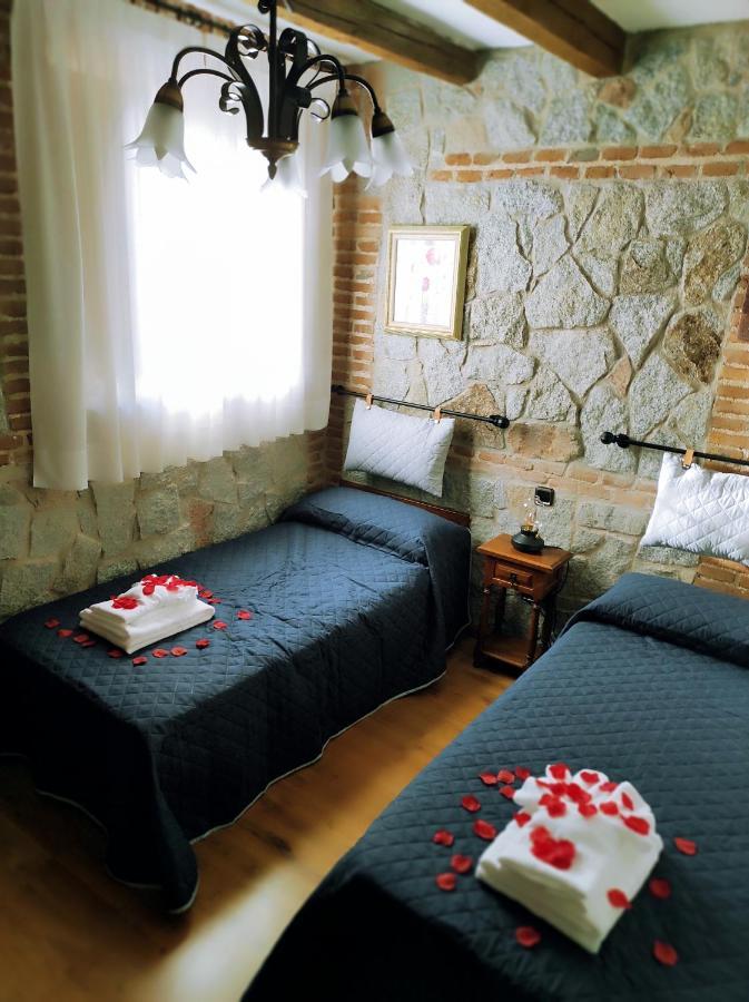 Casa Rural Puerta De Castilla Velayos Ngoại thất bức ảnh