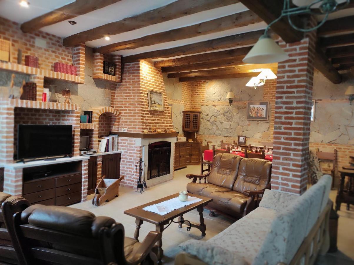 Casa Rural Puerta De Castilla Velayos Ngoại thất bức ảnh