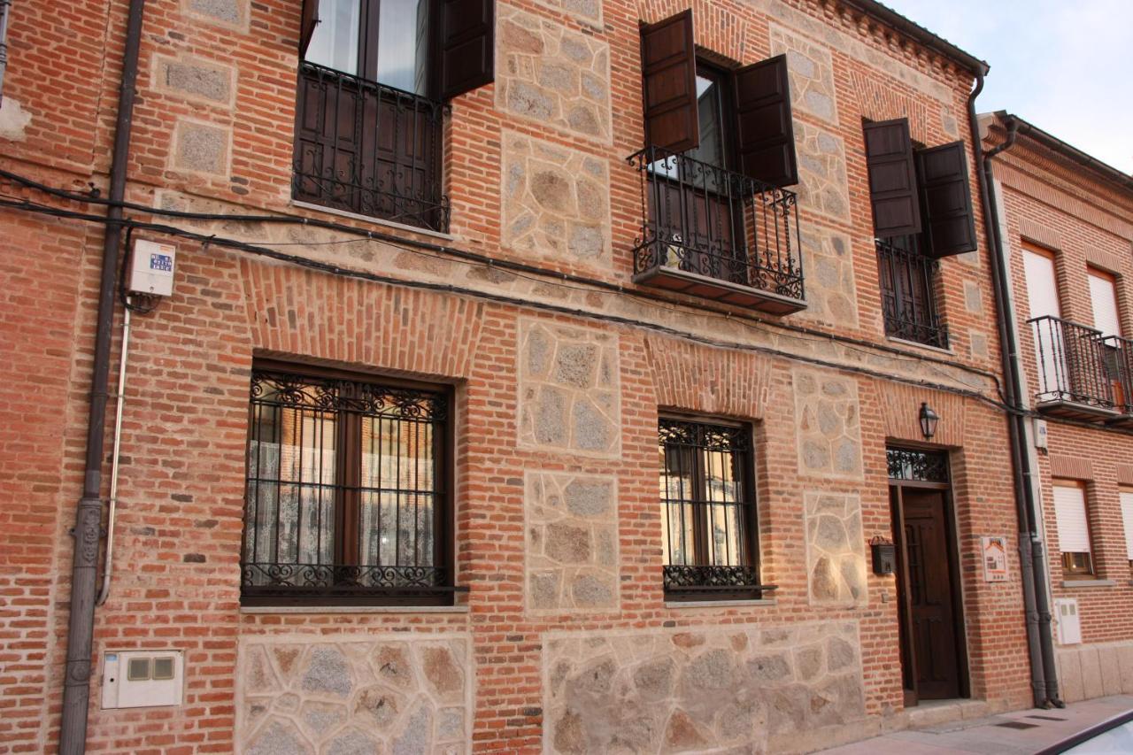 Casa Rural Puerta De Castilla Velayos Ngoại thất bức ảnh